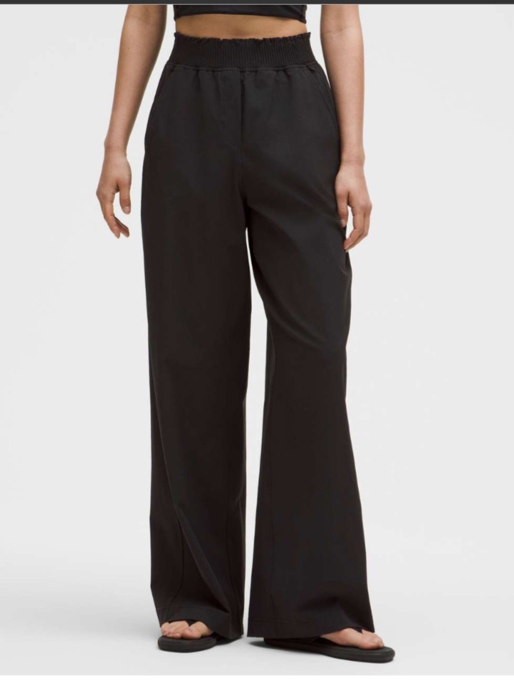 Lululemon Stretch Woven Ruffle-Waist
Wide-Leg Pant
Black